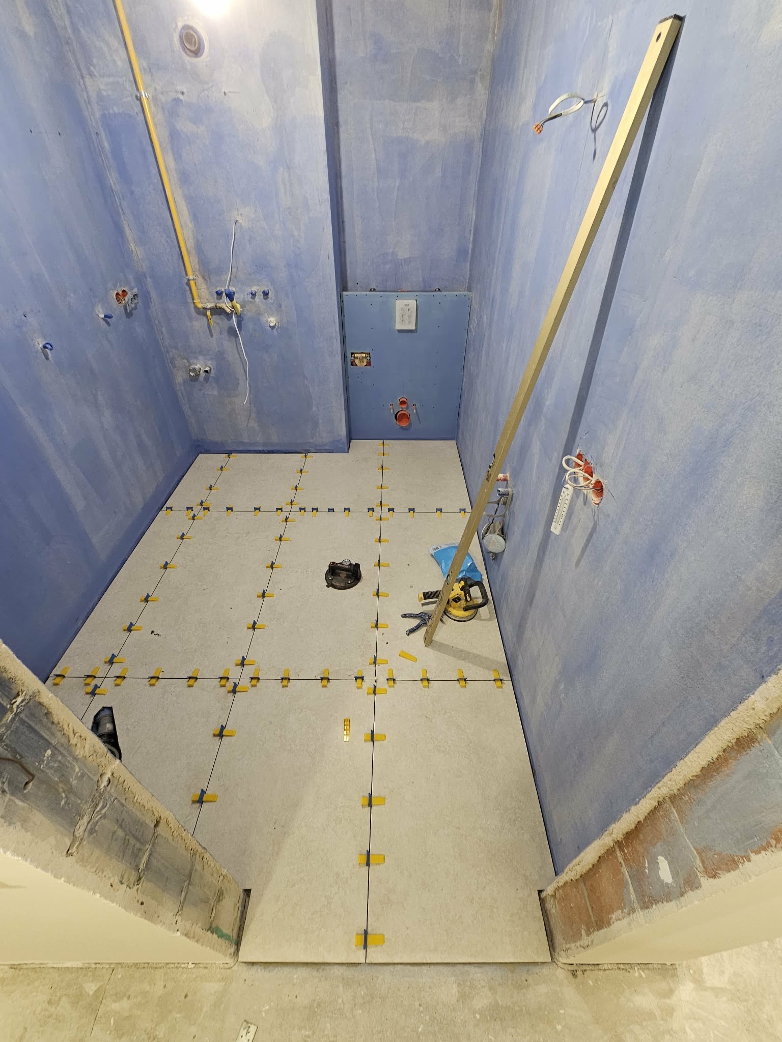 Prysznic przed remontem